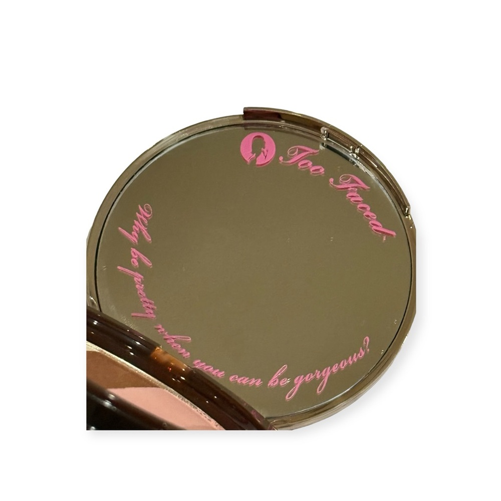 Deadstock: Too Faced 𖠌 Ltd Ed Snow Bunny Bronzer 𖠌 Mirror Finish Compact 𖠌 Full - Picture 8 of 16